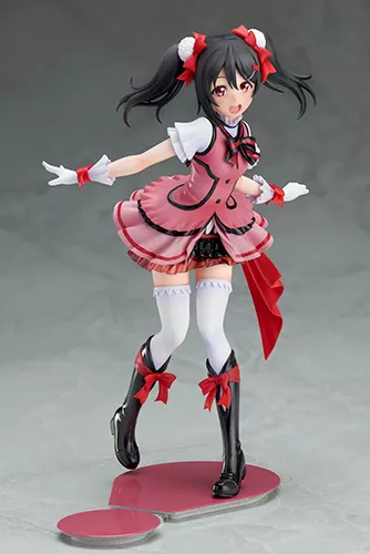 ラブライブ　矢澤にこ　１／8 フィギュア Amazon.co.jp: ラブライブ! 矢澤にこ ピクニックガール 1/8
