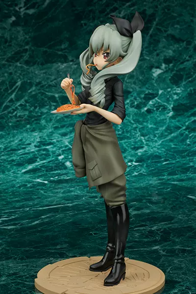 ガールズ＆パンツァー 劇場版 アンチョビ 1/7 完成品フィギュア レビュー】『ガールズ＆パンツァー 劇場版』 アンチョビ 1/7
