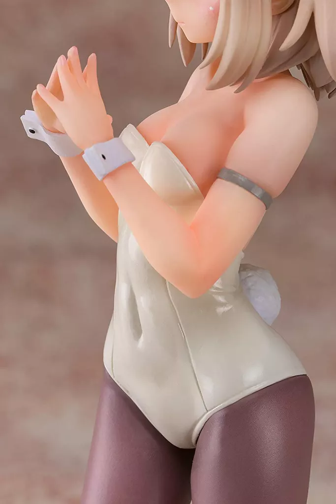 NEW GAME! 「飯島ゆん」 バニー フィギュア Amazon | NEW GAME!! 「飯島ゆん」 1/7スケール塗装済み完成品