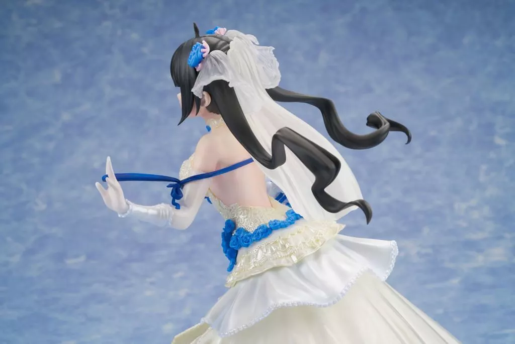 駿河屋 -<中古>ヘスティア -ウエディングドレス- 「ダンジョンに出会い