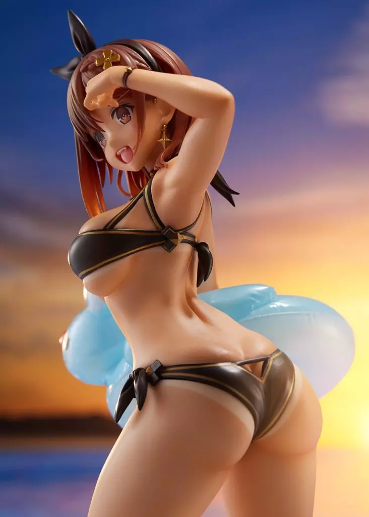 駿河屋 -<中古>ライザ -黒水着日焼けver.- 「ライザのアトリエ2 ～失