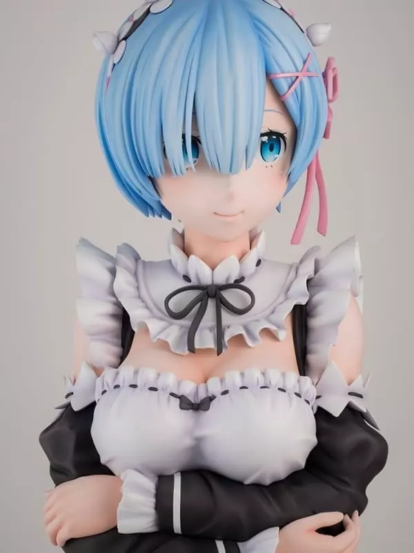 Re:ゼロから始める異世界生活　レム 1/1 胸像フィギュア110cm高さ Re:ゼロから始める異世界生活 レム 1/1 胸像フィギュア110cm高さ