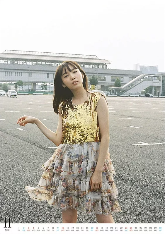 トライエックス 卓上 飯豊まりえ 2019年 カレンダー 飯豊まりえ / 2019年卓上カレンダー : Marie Iitoyo | HMV&BOOKS