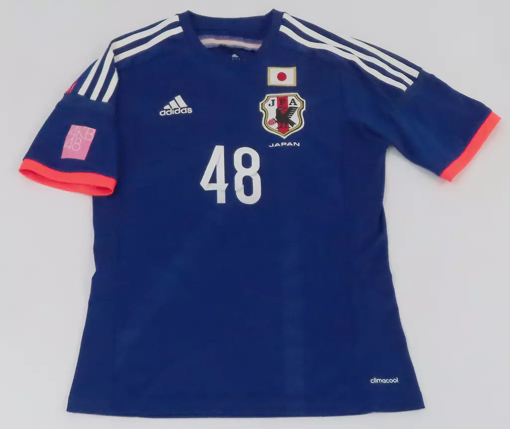 サッカー日本代表×AKB48コラボユニフォームの新CMに大島優子ら