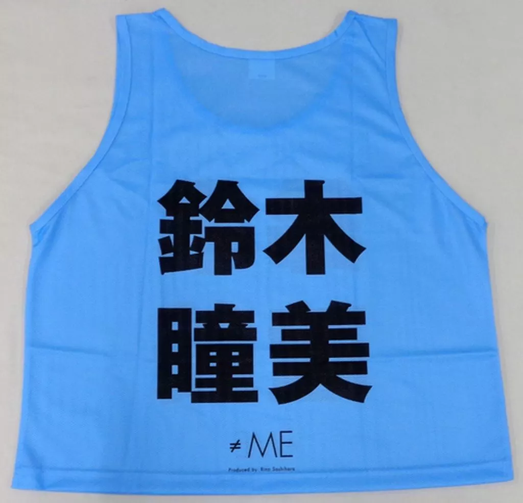 ≠ME 初期 青ビブス 鈴木瞳美 ≠ME鈴木瞳美の初ソロ写真集（7月5日発売）、タイで撮影したイメージ アイドル