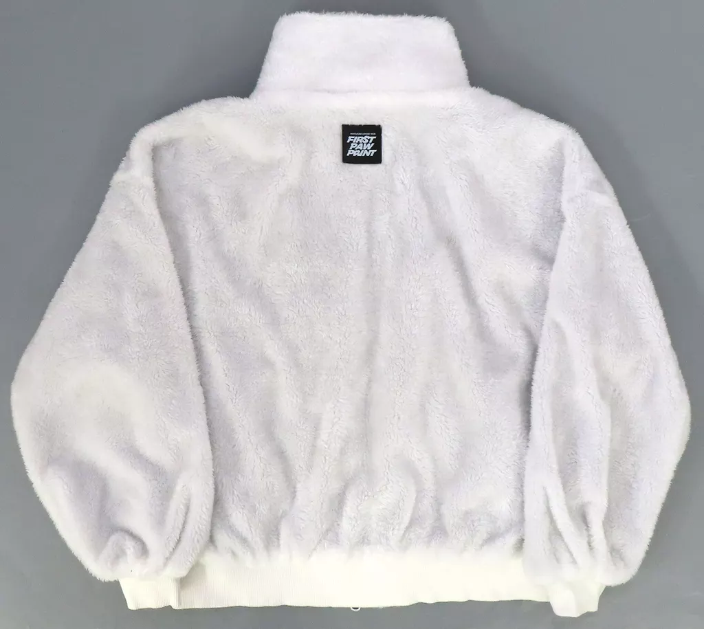 &TEAM FIRST PAW PRINT ボアジャケット Mサイズ 駿河屋 -<中古>＆TEAM ボアジャケット ホワイト Mサイズ 「2024 ＆TEAM