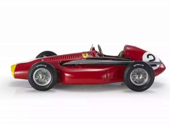 ミニカー　1/18 フェラーリ 553 F1(スクアーロ) 1954 フランスGP J.F.ゴンザレス #2 エンジンフード脱着 「GP REPLICASシリーズ」 [GRP161A] 駿河屋 -<新品/中古>1/18 フェラーリ 553 F1(スクアーロ) 1954