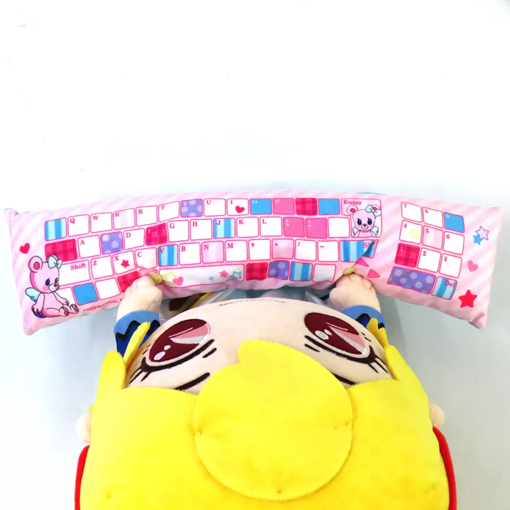 抱き枕 星宮いちご PCクッション 「アイカツ!」 プレミアムバンダイ限定 駿河屋 -<中古>星宮いちご PCクッション 「アイカツ