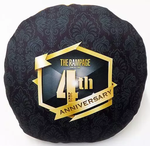 THE RAMPAGE 集合クッション　4th anniversary 駿河屋 -<中古>THE RAMPAGE 集合 クッション 4th ANNIVERSARY 集合ver