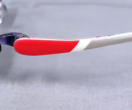 眼鏡市場　弱虫ペダル　東堂尽八モデル 写真）『弱虫ペダル』“山神”東堂尽八がフィギュアで登場！ 高らかに