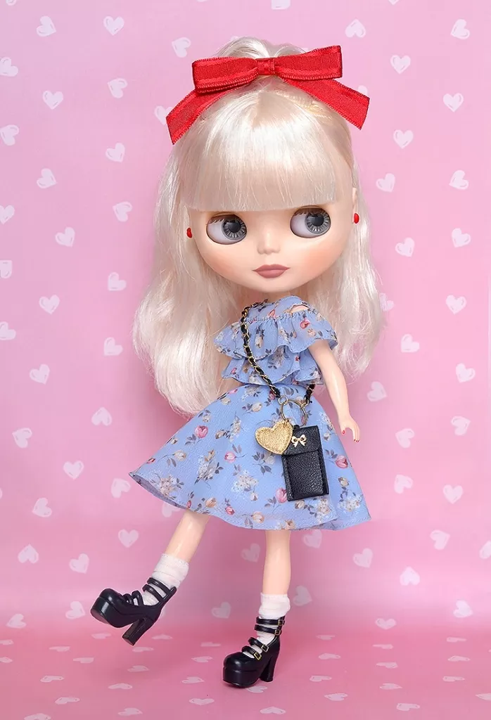 ドール ユーアールフォーミー 「Blythe-ブライス-」 商品詳細 ドール ユーアールフォーミー 「Blythe-ブライス-」 商品詳細