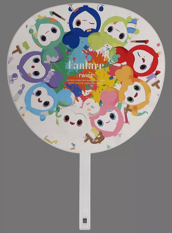駿河屋 -<中古>ジヒョ(TWICE) うちわ 「Fanfare」 リリース記念グッズ