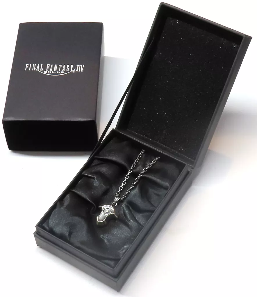 銀製品・指輪・アクセサリー　Azem’s Crystal Silver Pendant 「FINAL FANTASY XIV」