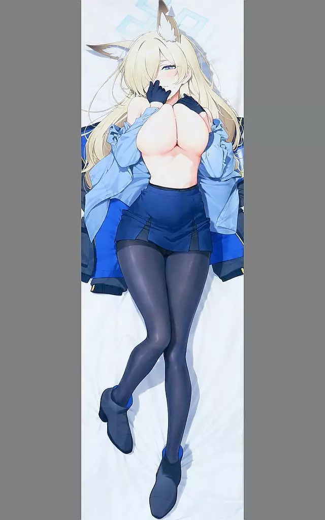 【ブルーアーカイブ】抱き枕カバー 尾刃カンナ(柴あや) C104/しばのしっぽ