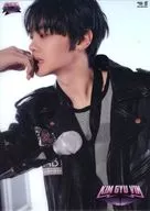 B5オリジナル・クリアポスター キム・ギュビン(ZEROBASEONE) 「CD ICONIK」 Sony Music Shop購入特典