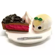 2.ベリーショコラタルトハム 「Cafe de ハム2 ショコラータ」
