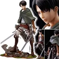 リヴァイ 「進撃の巨人」 BRAVE-ACTシリーズ 1/8 塗装済み完成品