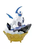 5.アブソル 「Pokemon Gemstone Collection」