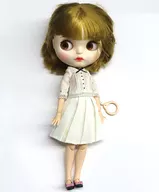[カスタマイズ済み/破損品] 女の子(白スカート) ドール