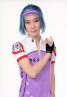 天羽尚吾(岸神小鞠)/上半身・ユニフォーム・右手上げ・キャラクターショット/舞台『弱虫ペダル』新インターハイ篇～スタートライン～ ブロマイド