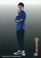 宮崎翔太(袴田亮介)/全身・左向き・背景グレー・キャラクターショット/舞台「警視庁抜刀課」ブロマイドセット