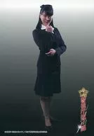 藤木かおる(乾小町)/全身・右向き・背景グレー・キャラクターショット/舞台「警視庁抜刀課」ブロマイドセット