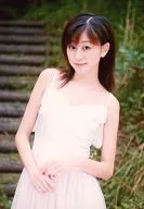 葉里真央/膝上・衣装白・両手前/DVD「MONDO GIRLS COLLECTION(4)」生写真