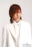 They武道/山本亮太/上半身・衣装白・両手下・目線右/PLAYZONE’11 song ＆ DANC’N