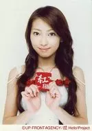 モーニング娘。/飯田圭織/上半身・衣装白・「紅組」の文字・両手リストバンド/公式生写真