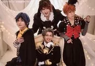 集合(4人)/横型・膝上・衣装黒・白・センター鷲尾・山口右手胸元/GEKIIKE 本公演第10回「光芒のマスカレード -月光仮面異聞-」トレーディングブロマイド