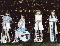 Silent Siren/集合(4人)/横型/CD「八月の夜」封入特典