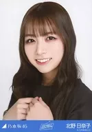 北野日奈子/バストアップ・新内眞衣 卒業セレモニーTシャツ/「乃木坂46 新内眞衣 卒業セレモニー＠東京国際フォーラム ホールA」ランダム生写真
