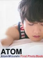 水石亜飛夢1st写真集『ATOM』